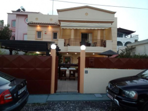 VILLA AVATOS 1 - Near to the port of Rafina and the airport of Athens